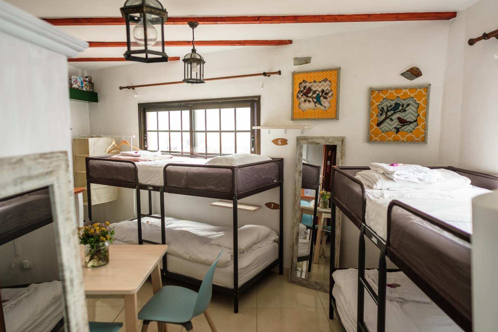 Casanaga Hotel Almaciga Bagian luar foto